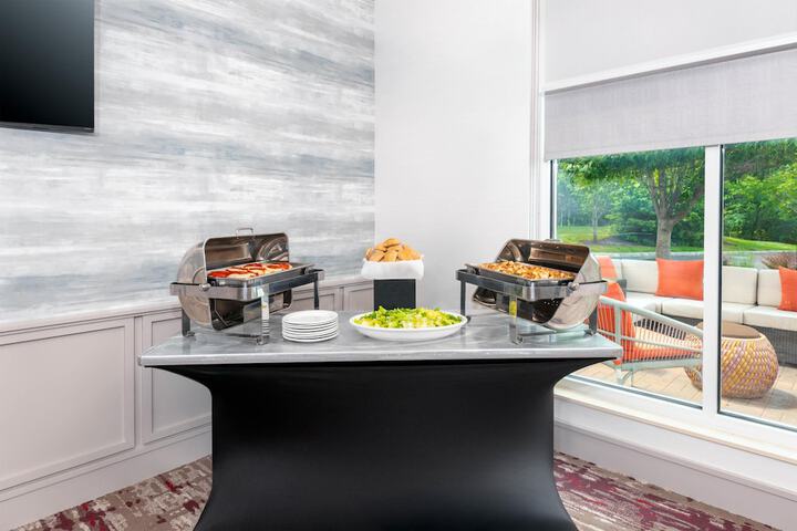 Hilton Garden Inn Wayne