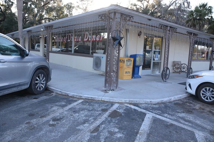 Carriage Inn Motel