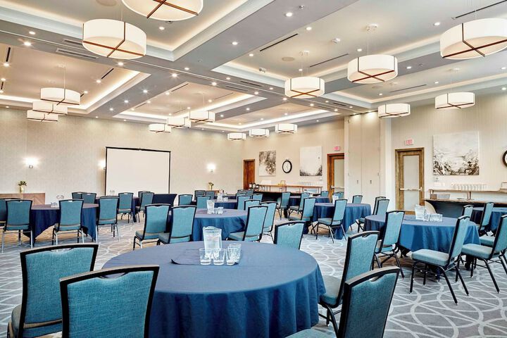 Sandman Signature Plano - Frisco Hotel