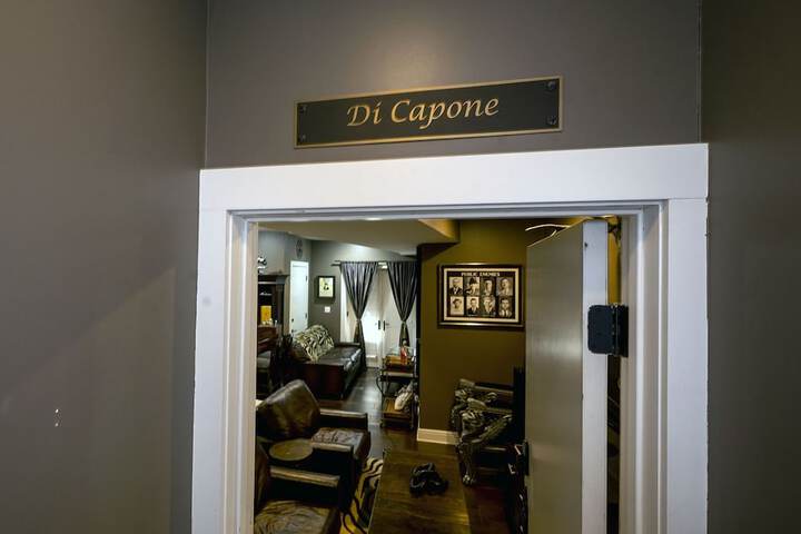 Room 70 of 119