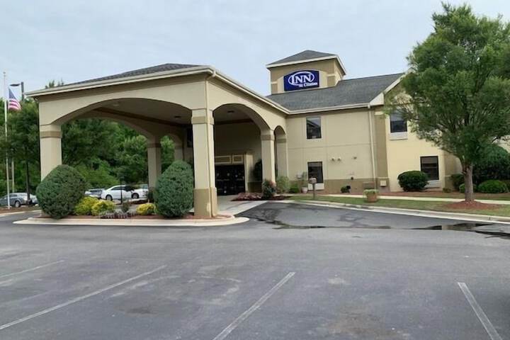 Hotel 2 of 35