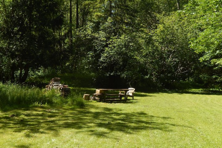 Mountain Meadows Inn