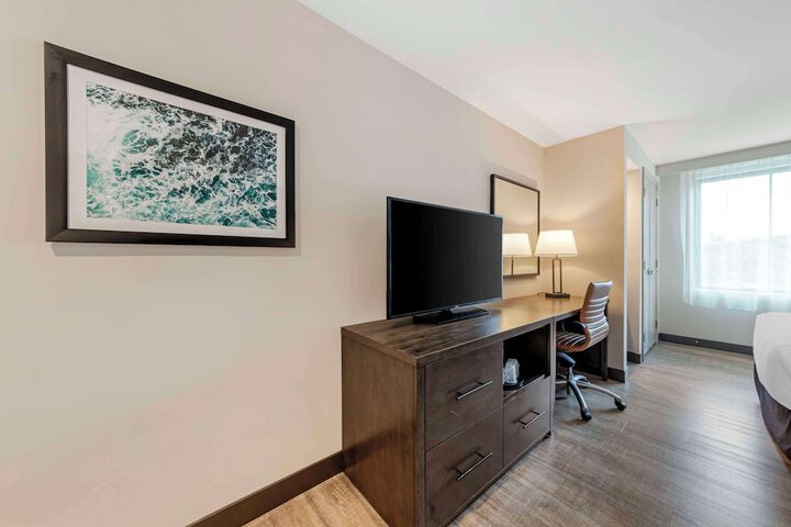 Comfort Inn & Suites Miami International Airport