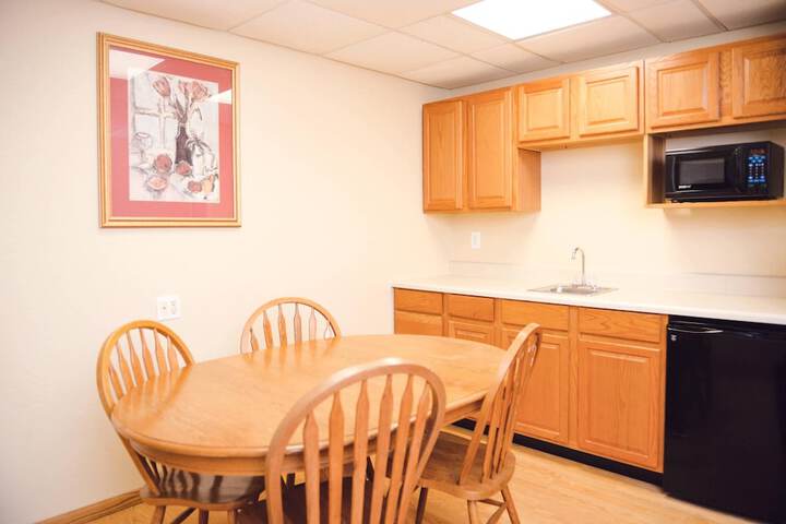 Quality Inn & Suites Ames Conference Center Near ISU Campus