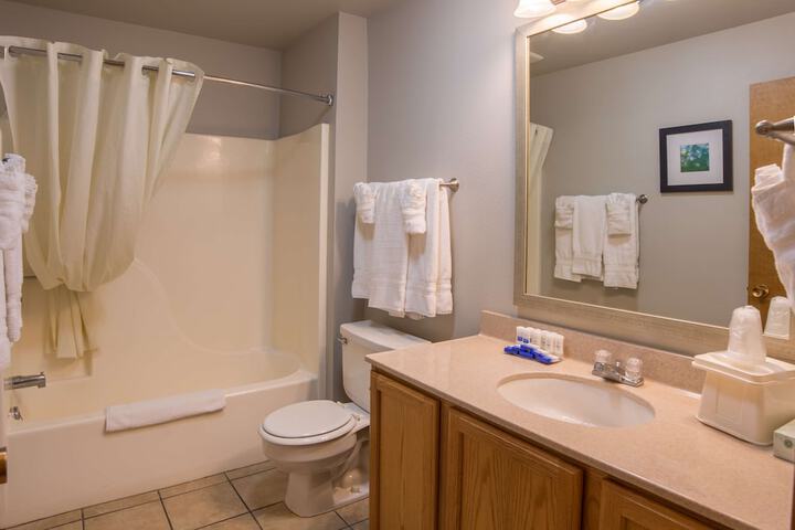 Room 16 of 25