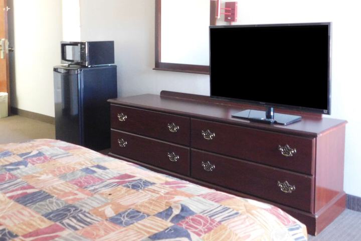 Room 10 of 35