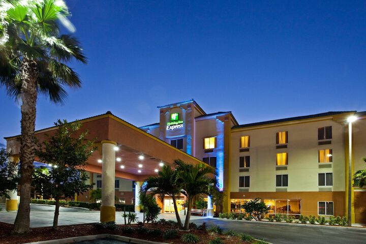 Hotel 5 of 54
