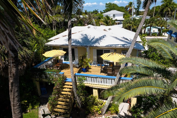 Sundeck 193 of 205
