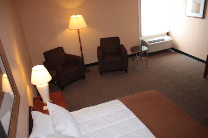 Room 11 of 26