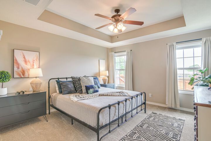 Pool Access Grill & Gazebo: Ozark Getaway!