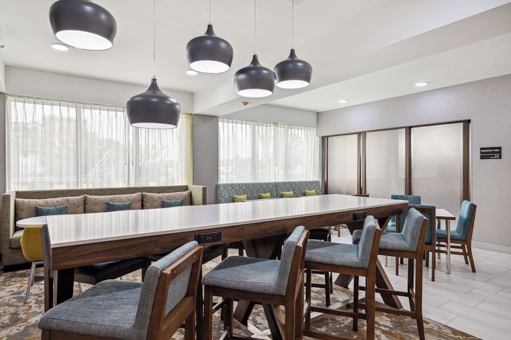 Hampton Inn Houston-Brookhollow