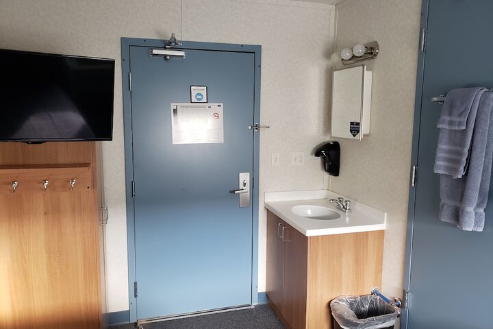 Room 12 of 30