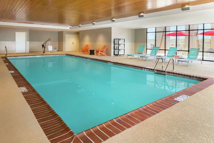 Pool 4 of 29