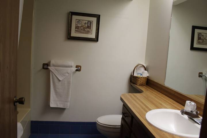 Room 72 of 119