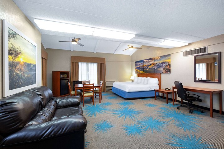 Room 14 of 31