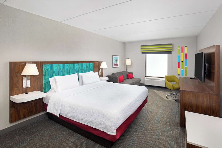 Room 14 of 30