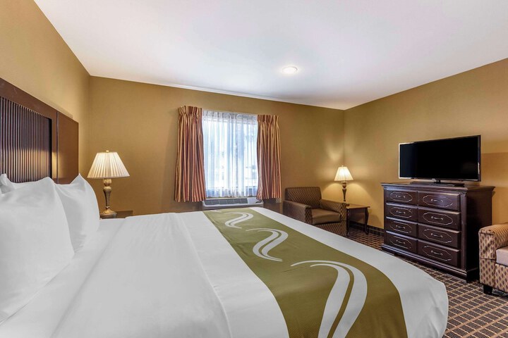 Quality Inn & Suites Westminster Seal Beach
