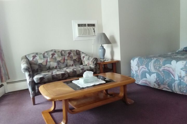 Northern Peaks Motor Inn
