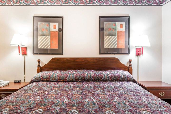 Room 22 of 29