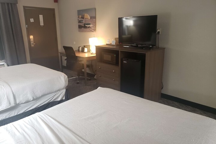 Room 13 of 21