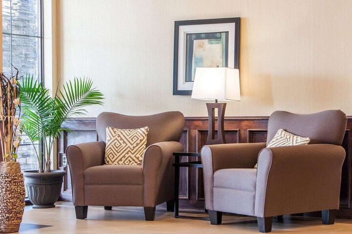 Hotel Interior 6 of 38