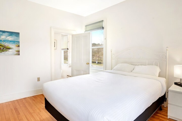 Room 14 of 56