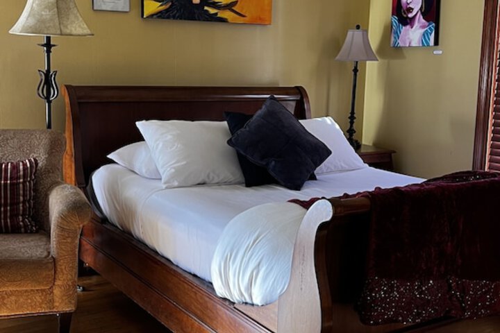 Room 90 of 105