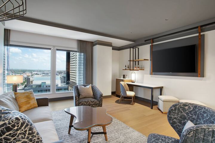Room 30 of 65