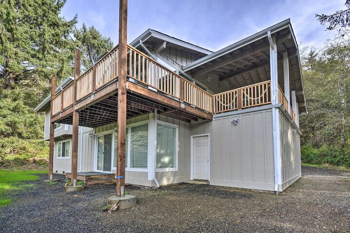 Coastal Washington Getaway: Walk to Beach!