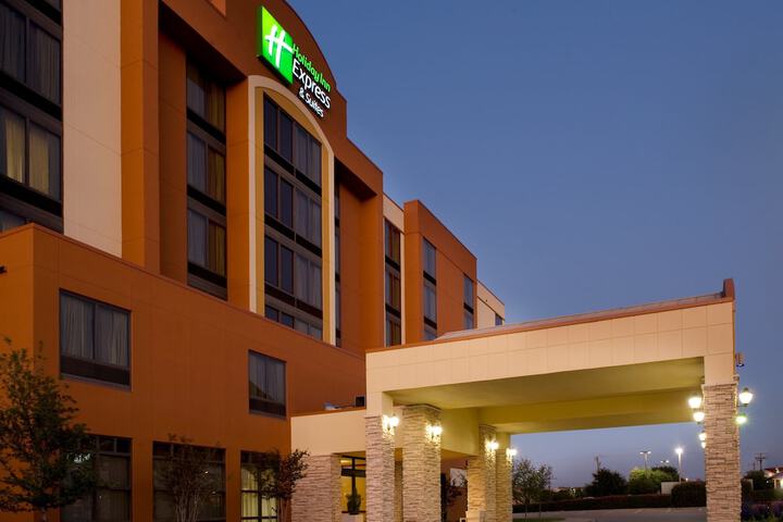 Hotel 2 of 70