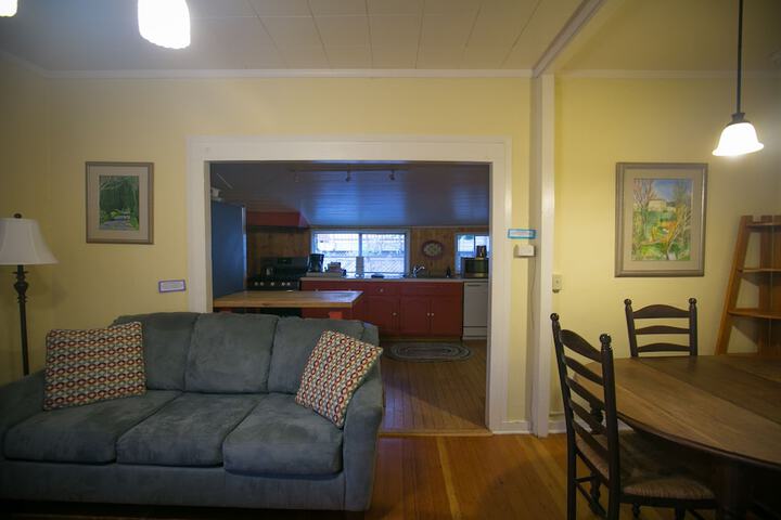 Room 161 of 236