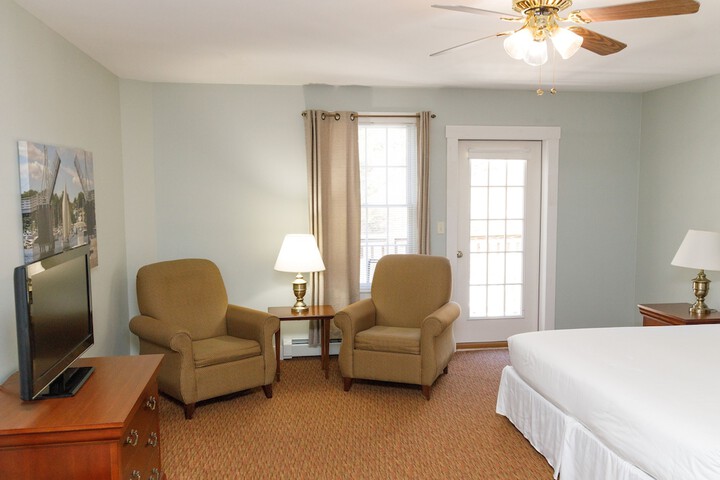 Room 25 of 82