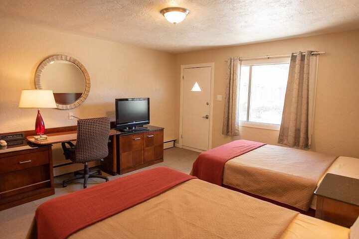 Room 28 of 61