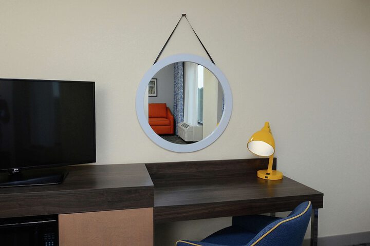 Room 28 of 54