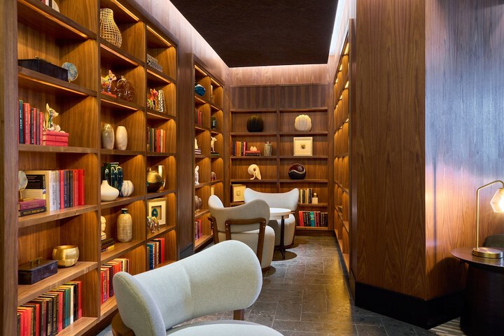 VEA Newport Beach a Marriott Resort & Spa
