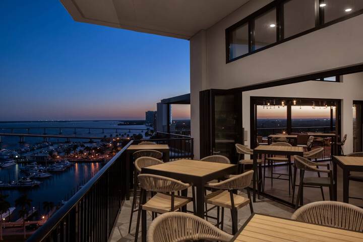Luminary Hotel & Co. Autograph Collection