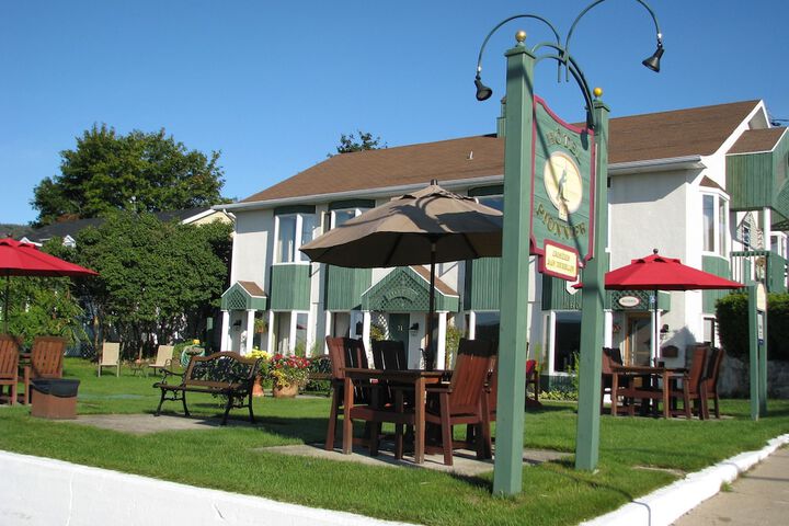 Hotel Le Pionnier