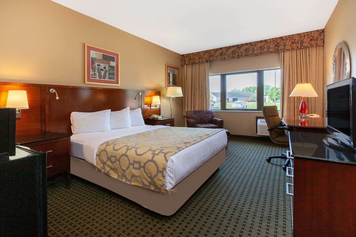 Room 15 of 26