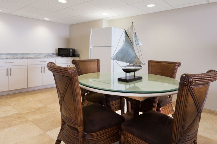 Holiday Inn Resort Panama City Beach by IHG