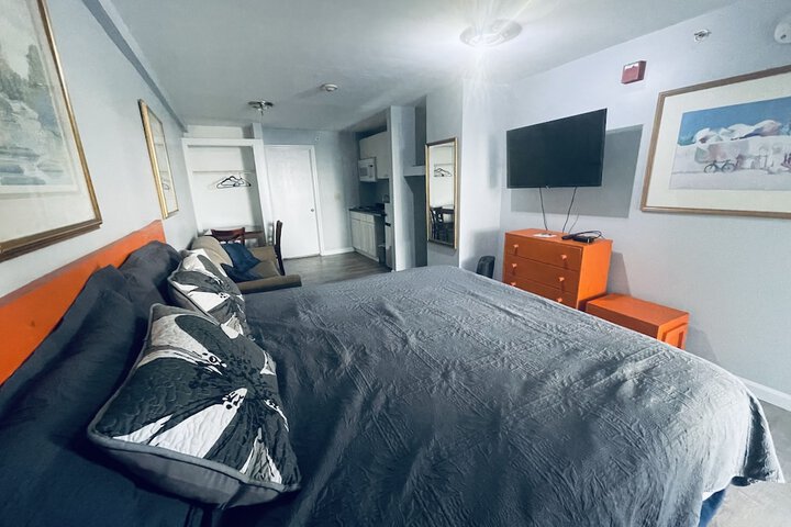 Room 43 of 93