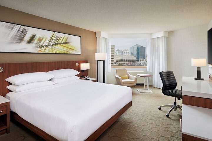 Room 21 of 62