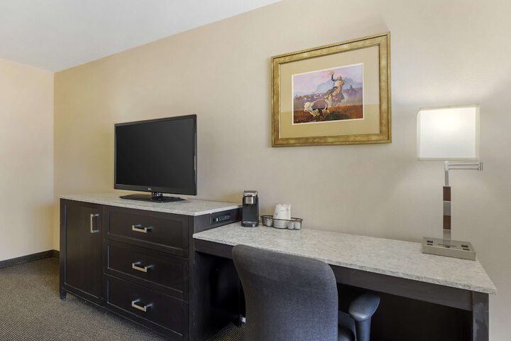 Room 14 of 41