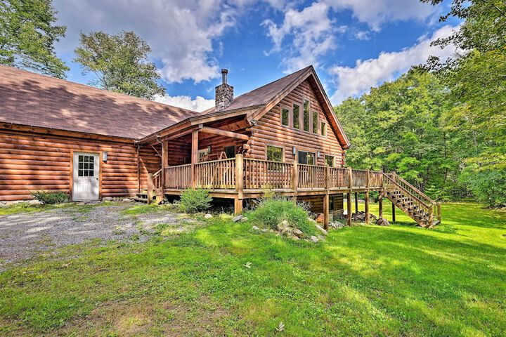 Private Chester Home w / Deck Mins to Skiing!