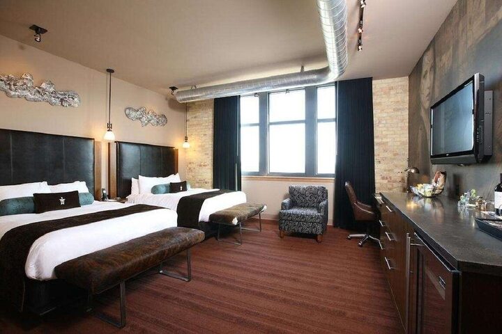 Room 47 of 108