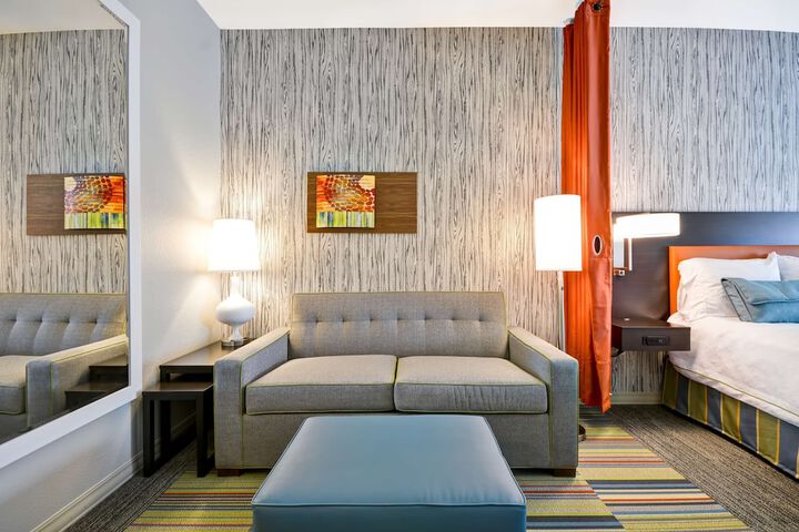 Room 17 of 41