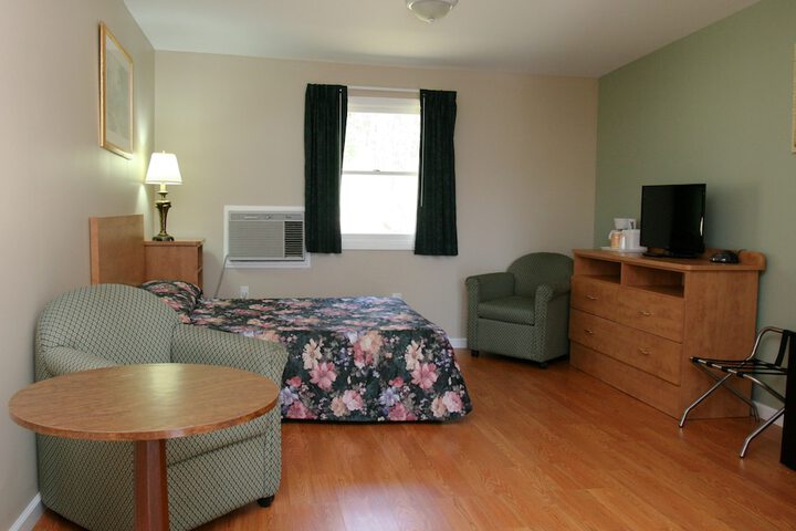 Room 37 of 99