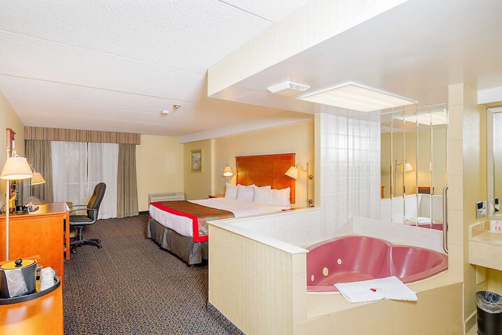 Room 16 of 21
