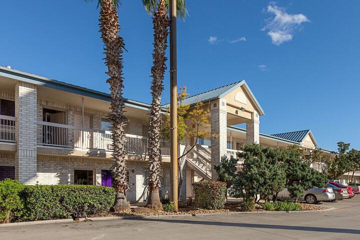 Hotel 3 of 45