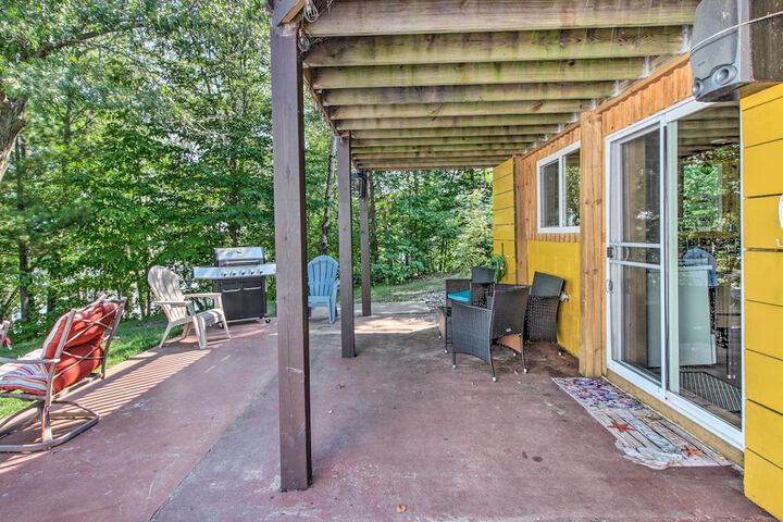 Big Lake Getaway w / Private Beach + Fire Pit!