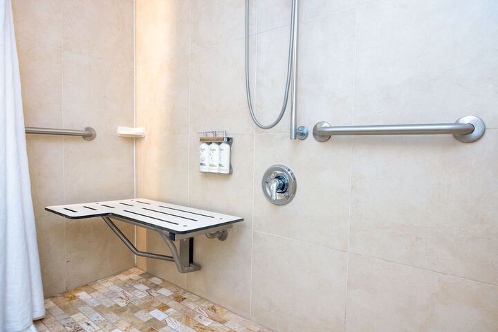 Holiday Inn Express Boston - Saugus by IHG